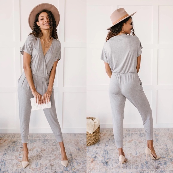 ALREADY READY JUMPSUIT IN GREY - Picture 2 of 14